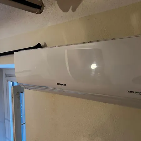 Centro Wi-fi Netflix Conditioned Air Apartment Milan